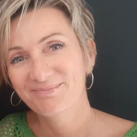 Photo de Marie MAURY - Thérapeute holistique à Lagnes sur Holitime