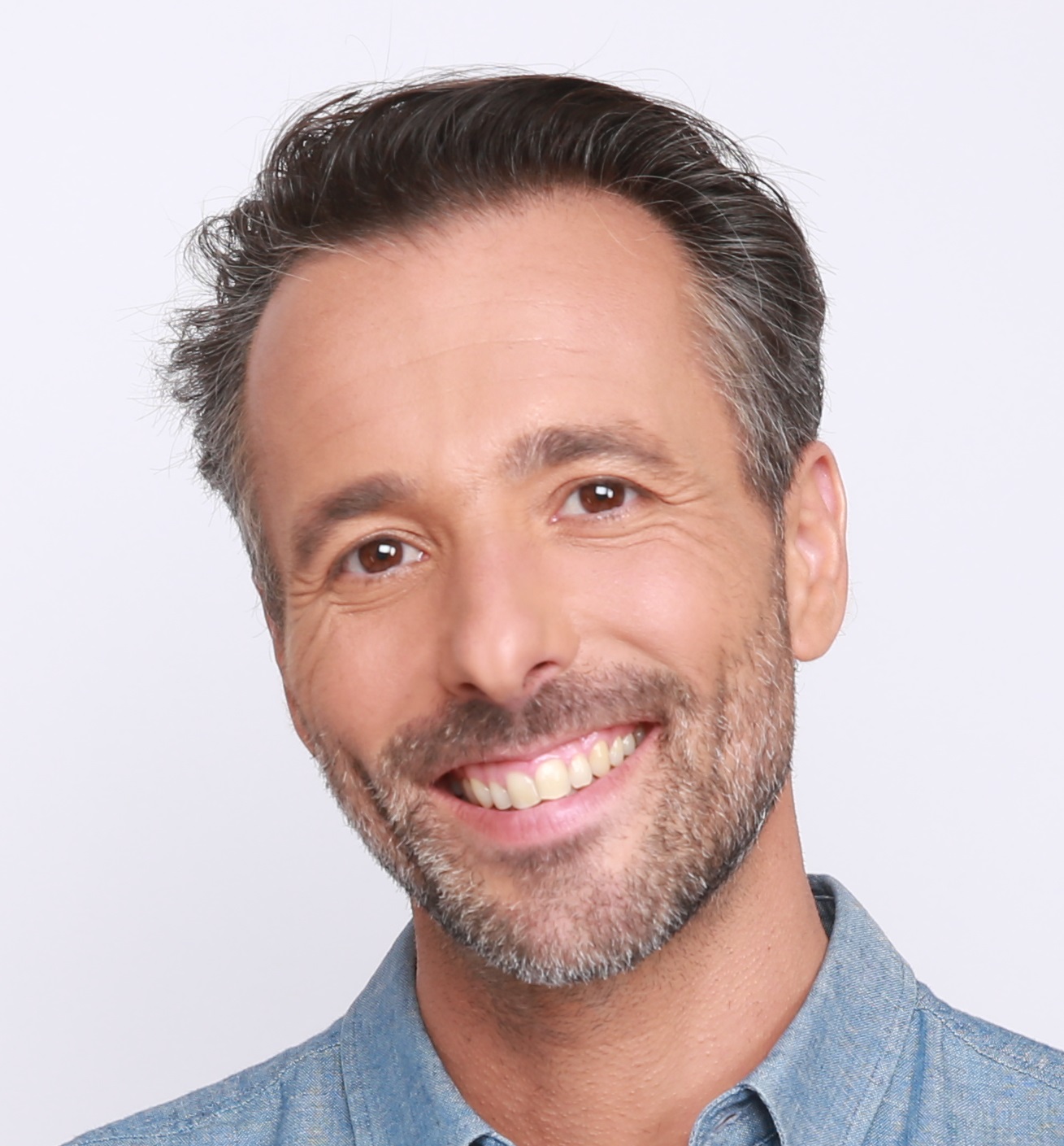 Photo de Christopher THIERY, Consultant(e) en relation d'aide